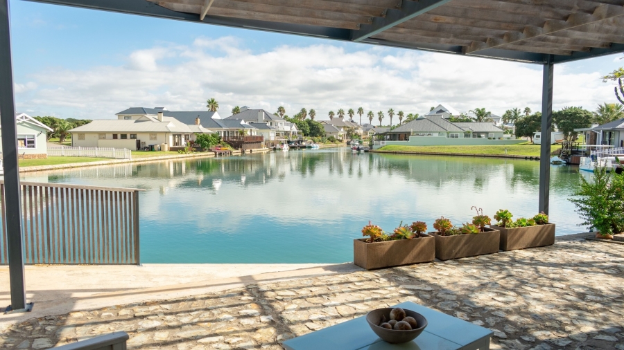 4 Bedroom Property for Sale in Marina Martinique Eastern Cape